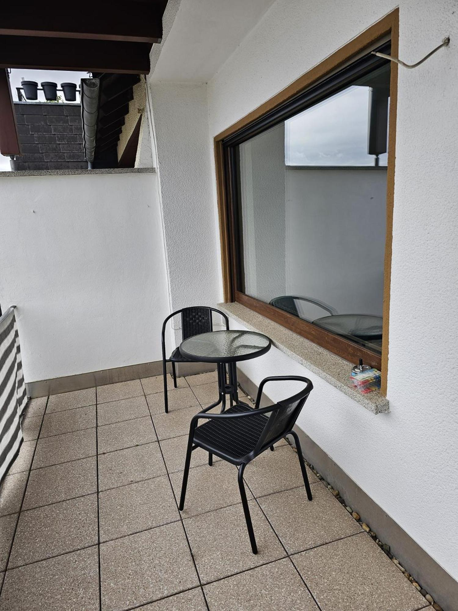 Gemuetliche Ferienwohnung Mülheim-Kärlich Buitenkant foto